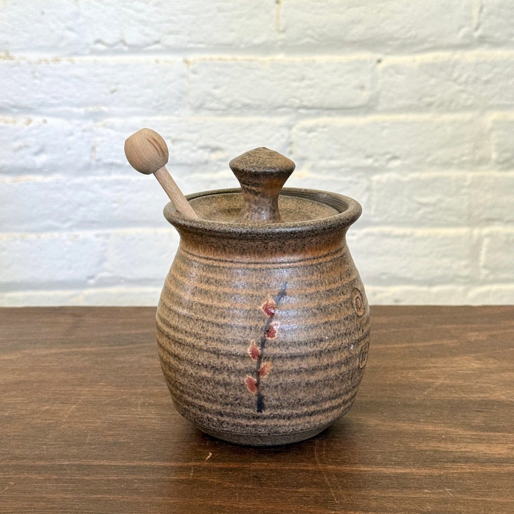 Studio Pottery Honey Pot with Lid and Wooden Dipper Brown Ribbed Floral PC Mark - Picture 1 of 7